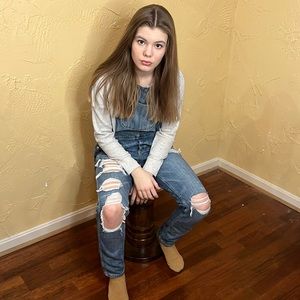 American Eagle Distressed Overall/jumper.  Size small (S)